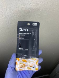 Sleek Turn Disposable vape pen in blue, 1g live resin THC distillate, Blue Dream label with dreamy berry and cloud graphics